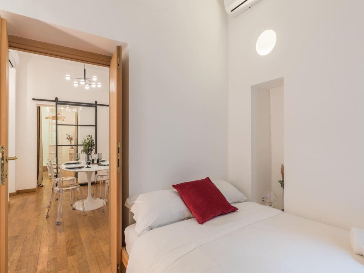 The Best Rent - Cozy Two-Bedroom Apartment In Via Dei Condotti Rome Extérieur photo